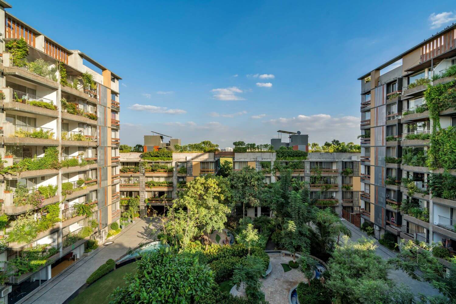 URBAN OASIS Gated Community Living (HoResidential Building